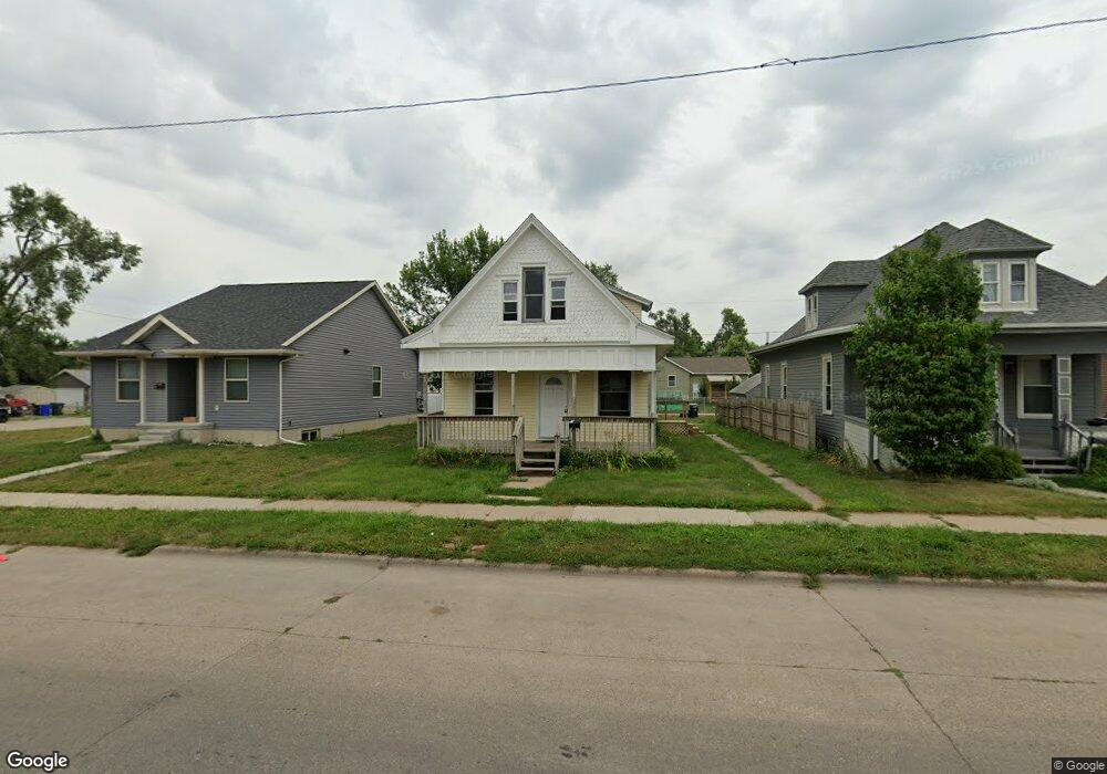 1211 4th St SW, Cedar Rapids, IA 52404 - photo 1
