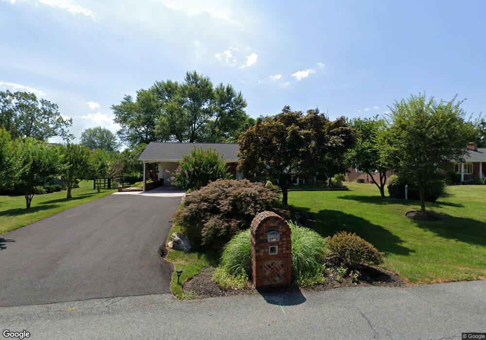 8127 Runnymeade Dr, Frederick, MD 21702 - photo 1