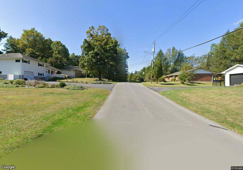 5220 Sunset Ln, Stroudsburg, PA 18360 - photo 1