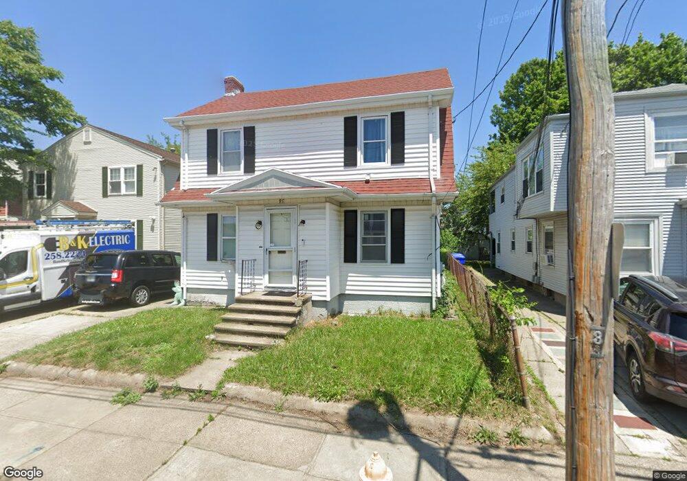 95 Sterling St, Pawtucket, RI 02860 - photo 1
