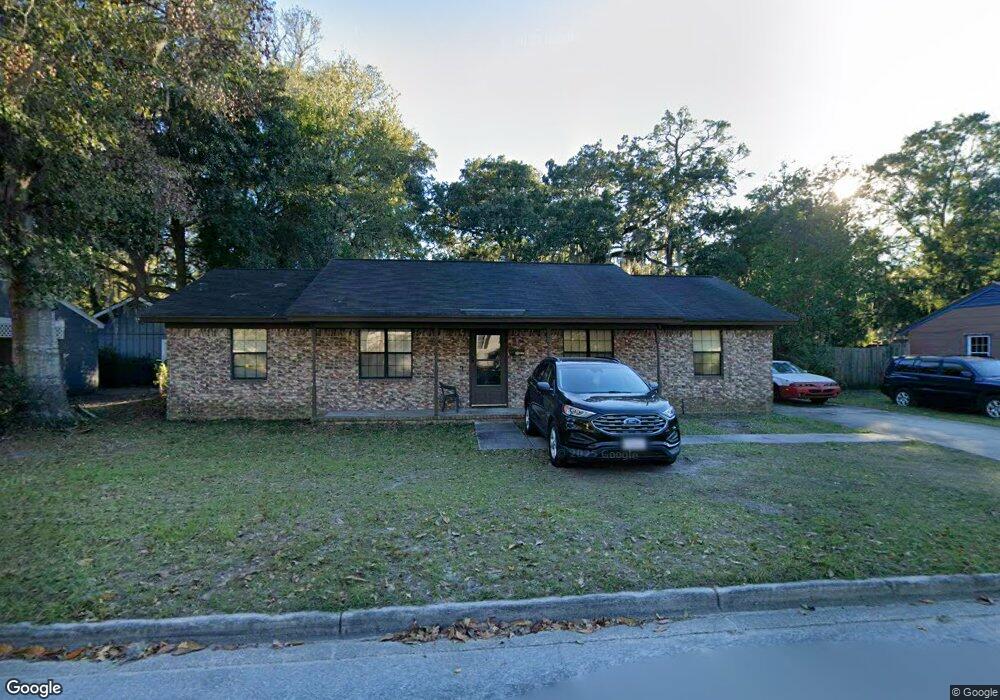 2207 E 58th St, Savannah, GA 31404 - photo 1