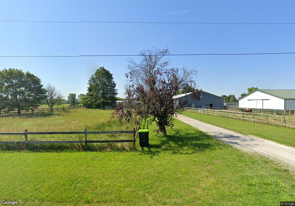 1065 E 800 N, Huntington, IN 46750 - photo 1