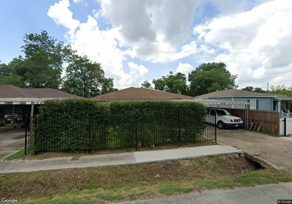3431 Love St, Houston, TX 77026 - photo 1