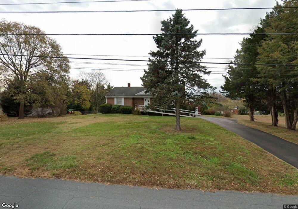 901 Hillcrest Rd, Hanover, MD 21076 - photo 1