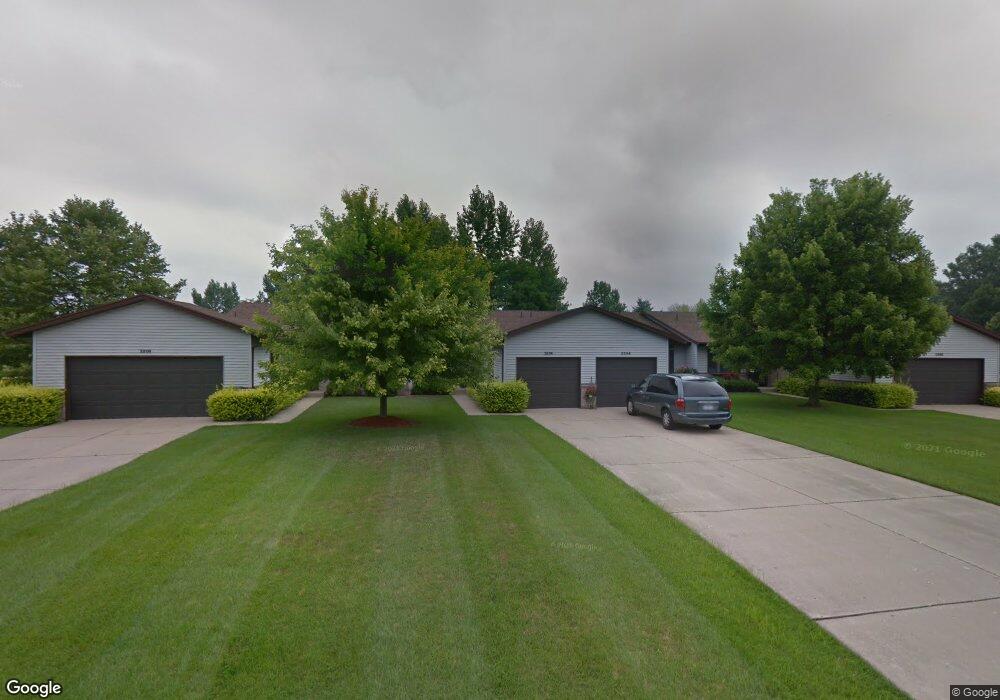 2206 Mapleton St NE, Grand Rapids, MI 49505 - photo 1