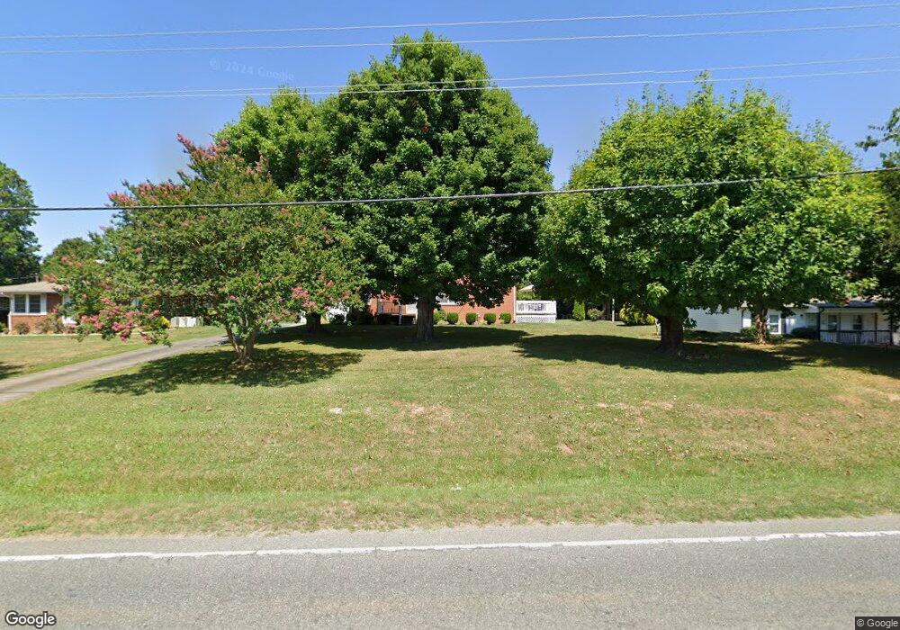 2102 N Fayetteville St, Asheboro, NC 27203 - photo 1