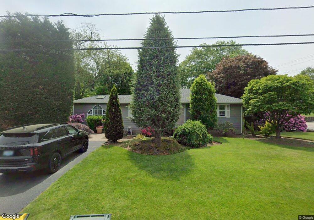 33 Hillcrest Ave, Greenville, RI 02828 - photo 1