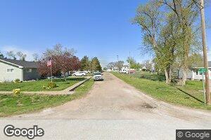 704 N East St, Fairfield, NE 68938