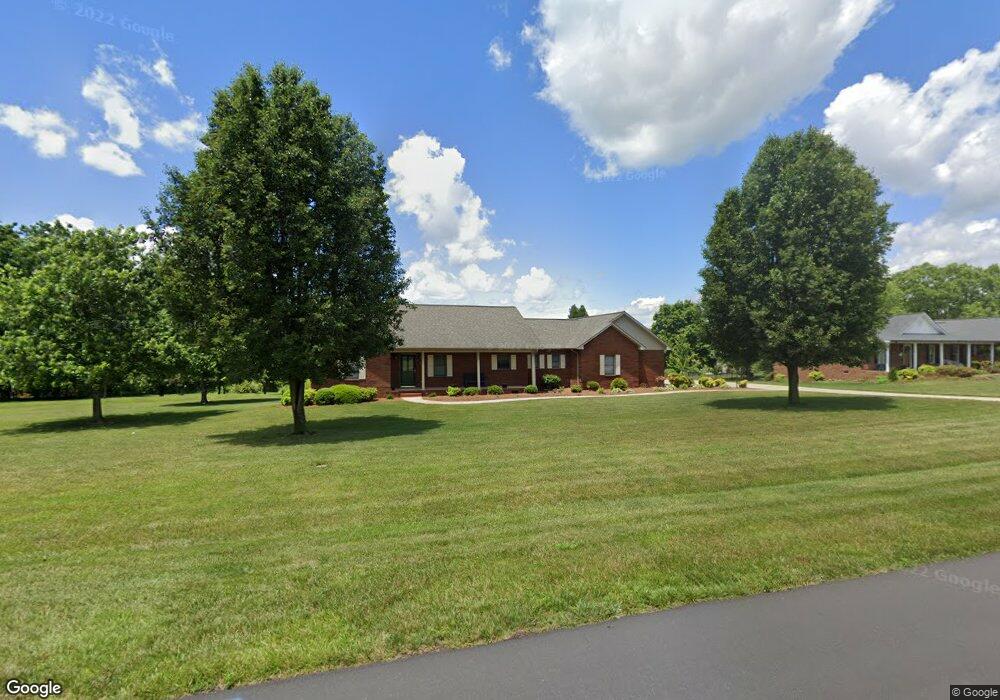 233 Meadow Oaks Dr, Statesville, NC 28625 - photo 1