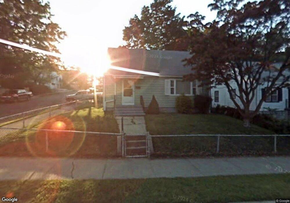 597 N Summerfield Ave, Bridgeport, CT 06610 - photo 1