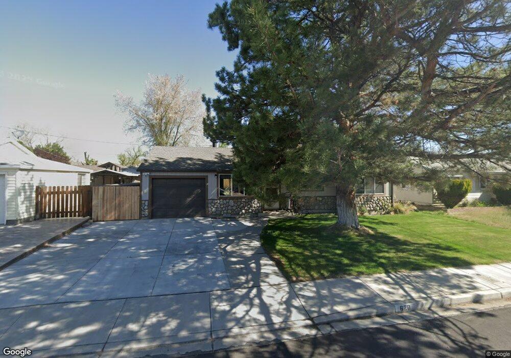 620 Sawyer Way, Sparks, NV 89431 - photo 1