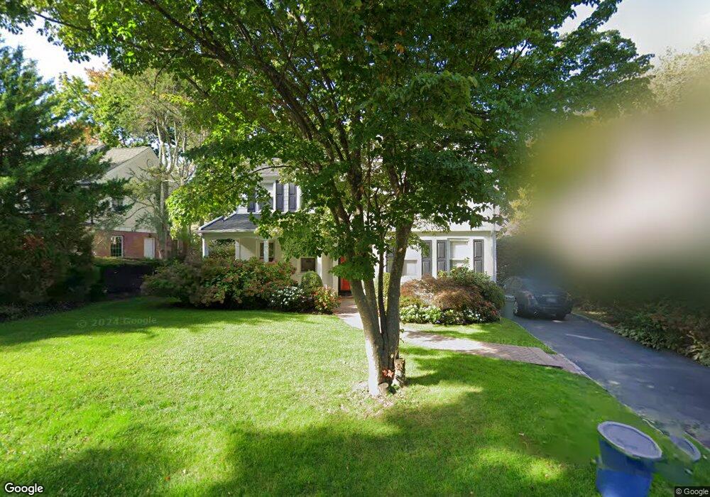 6 Wyngate Place, Great Neck, NY 11021 - photo 1