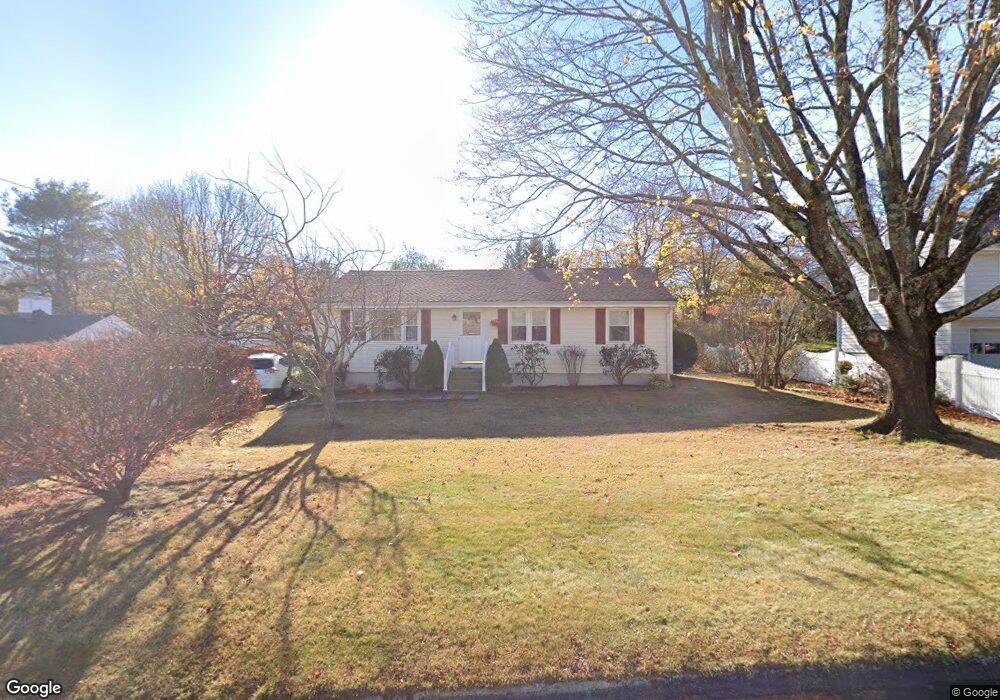 17 Penncove Rd, Niantic, CT 06357 - photo 1