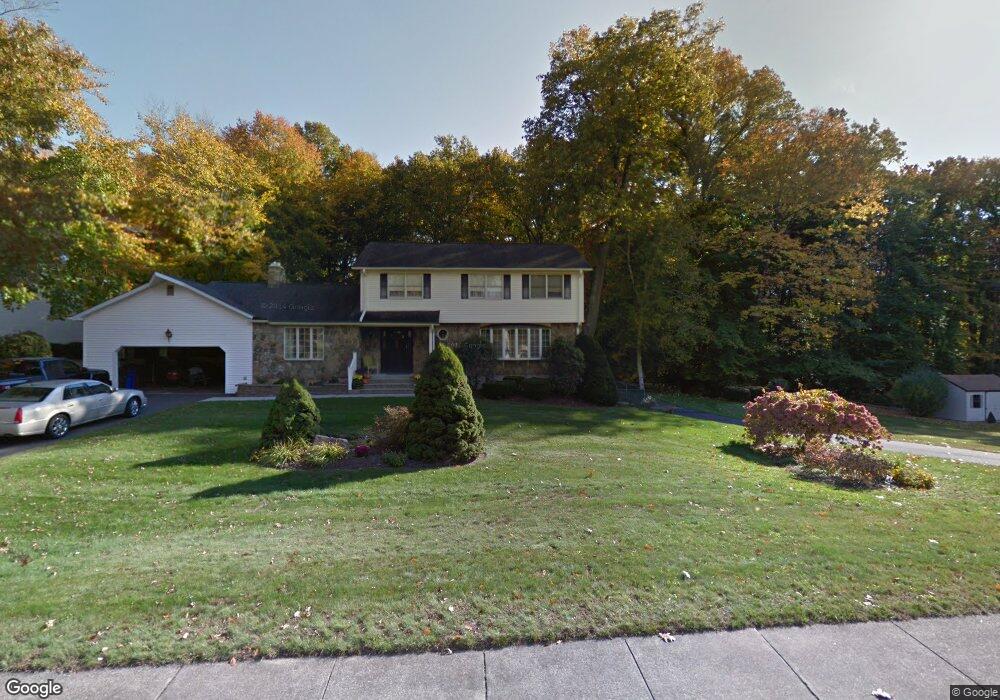 245 Woodmont Dr, East Hartford, CT 06118 - photo 1