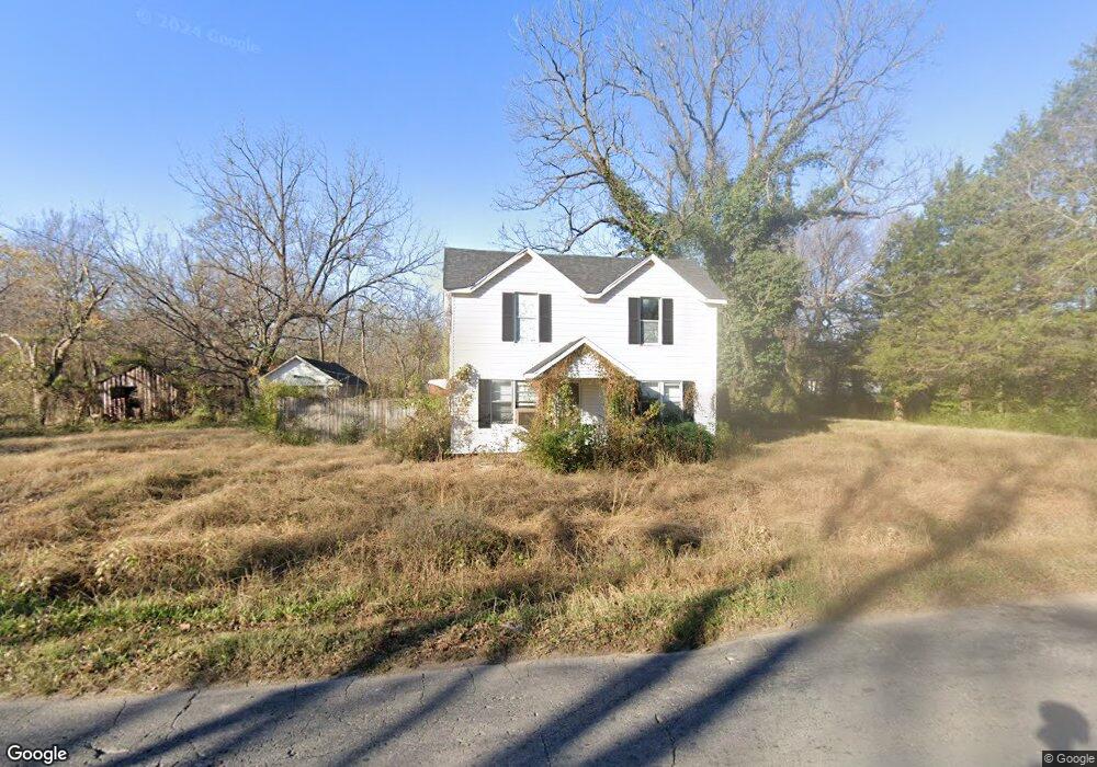 411 Lake Rd, Henryetta, OK 74437 - photo 1