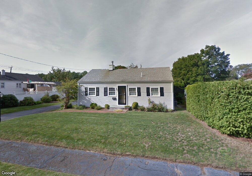 198 Manomet Ave, North Haven, CT 06473 - photo 1