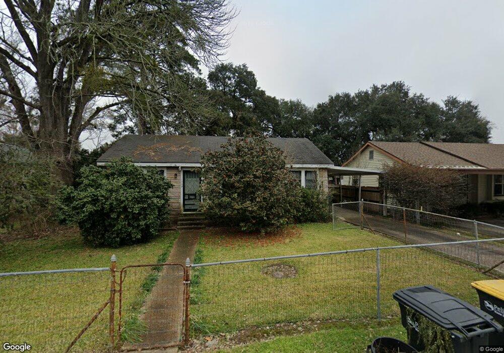 1709 S Iberia St, New Iberia, LA 70560 - photo 1