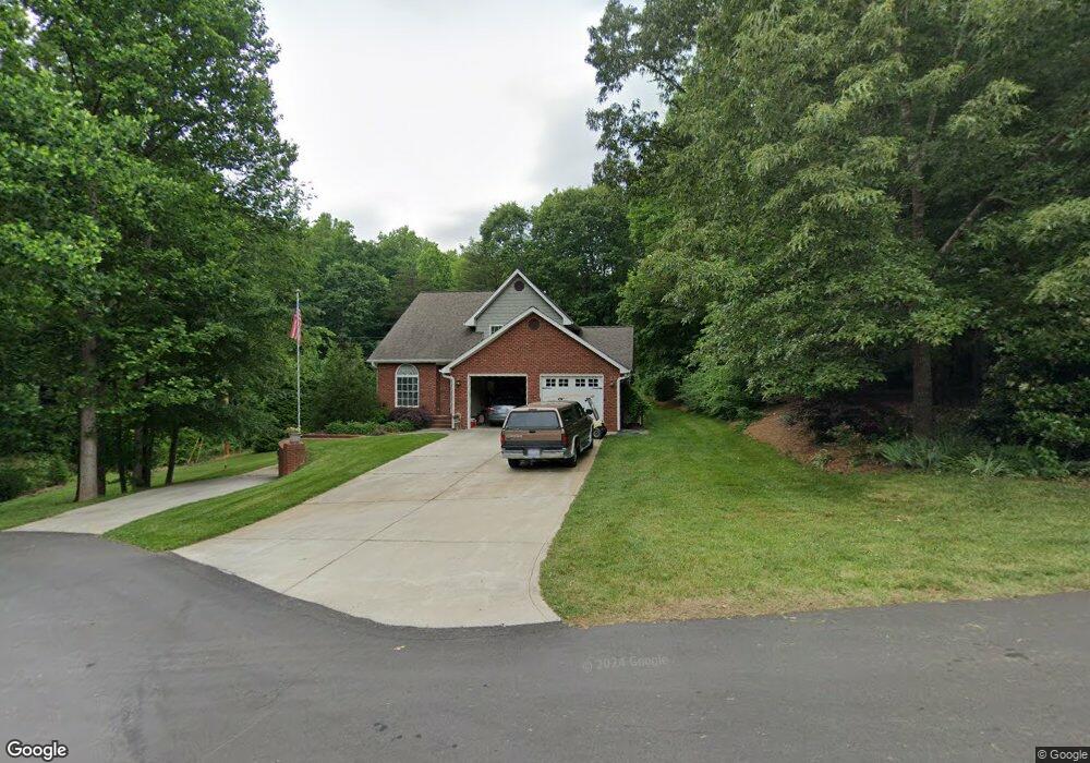 608 Haywood Ln, Statesville, NC 28625 - photo 1