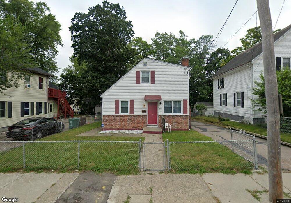 93 4th Ave, Woonsocket, RI 02895 - photo 1
