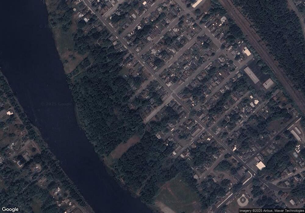 8 Buckley St unit 10, Port Jervis, NY 12771 - photo 1