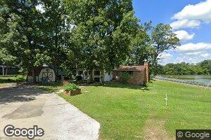 15981 N Hillcrest Dr, Effingham, IL 62401