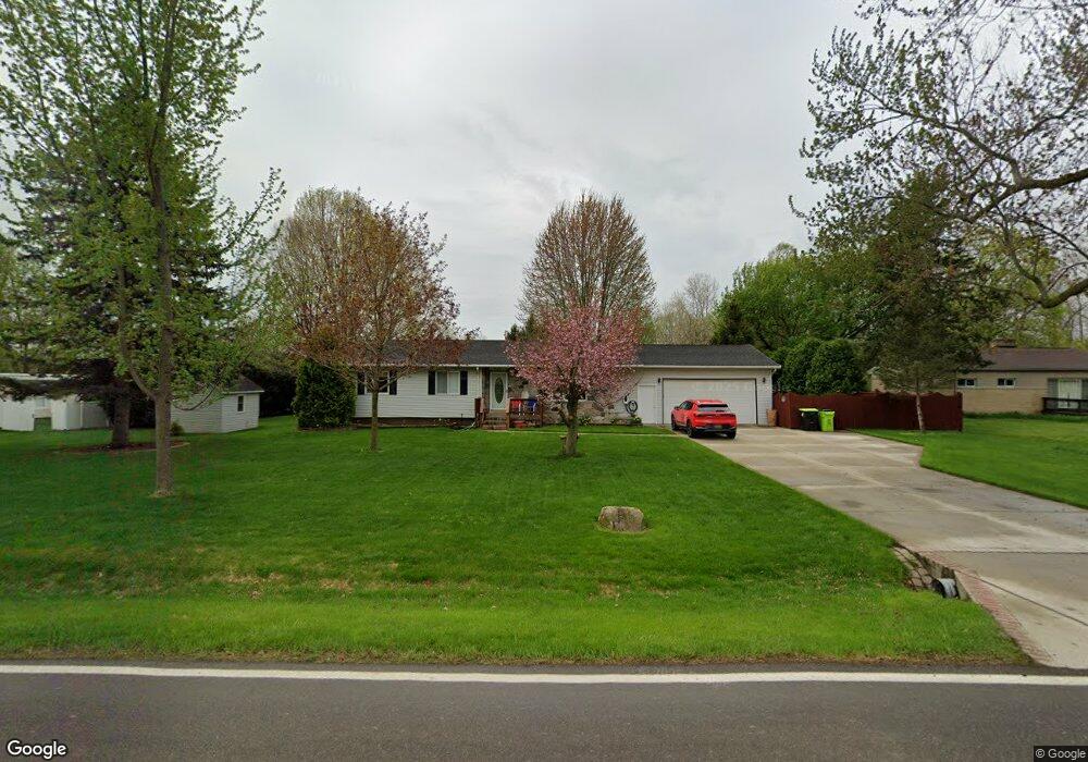 9251 Hill Rd, Swartz Creek, MI 48473 - photo 1