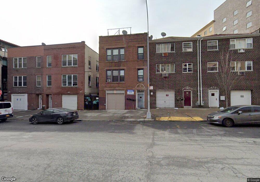 666 Sagamore St, Bronx, NY 10462 - photo 1