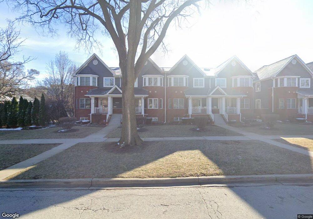 175 N Larch Ave unit 165, Elmhurst, IL 60126 - photo 1
