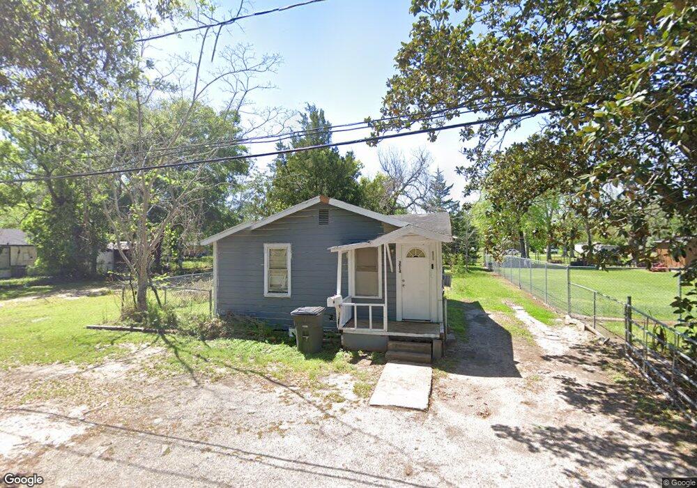3014 Avenue D, Bay City, TX 77414 - photo 1