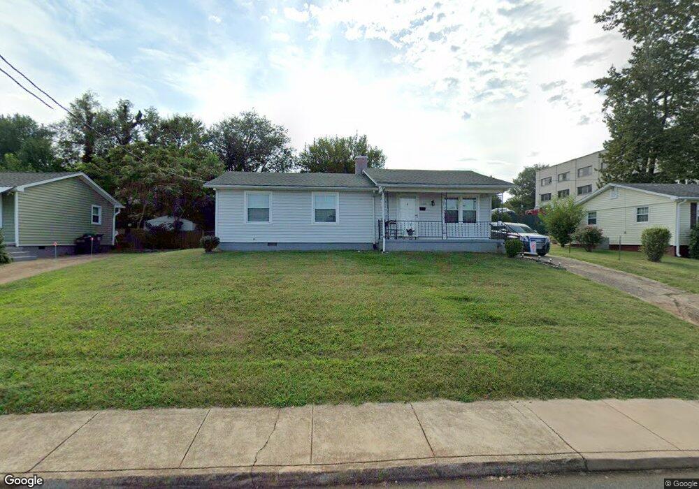 1109 Leonard St, Charlottesville, VA 22902 - photo 1