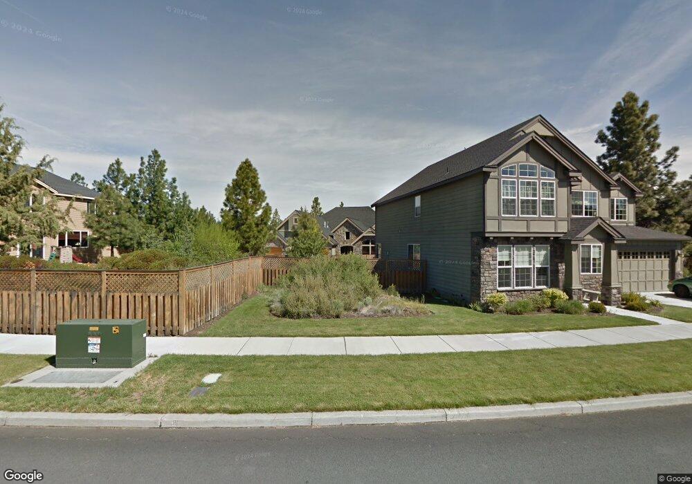 19582 Hollygrape St unit 28, Bend, OR 97702 - photo 1