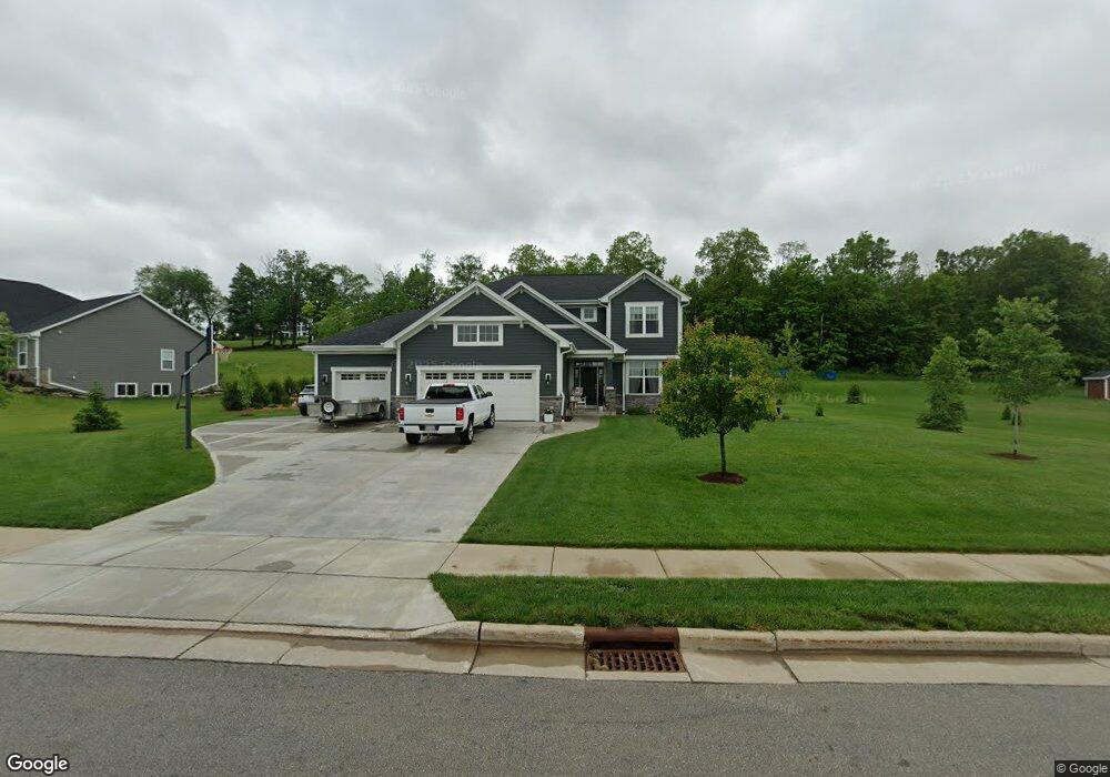 1885 Grandview Dr, Slinger, WI 53086 - photo 1