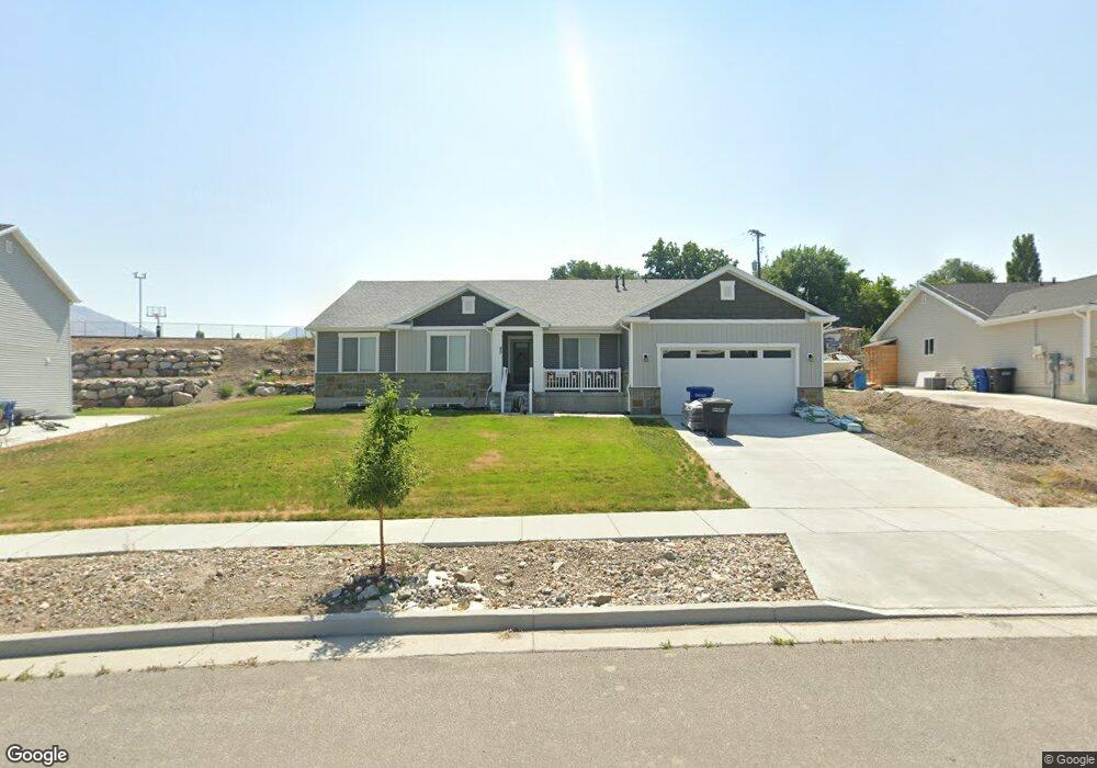 90 S Southcache Loop, Hyrum, UT 84319 - photo 1