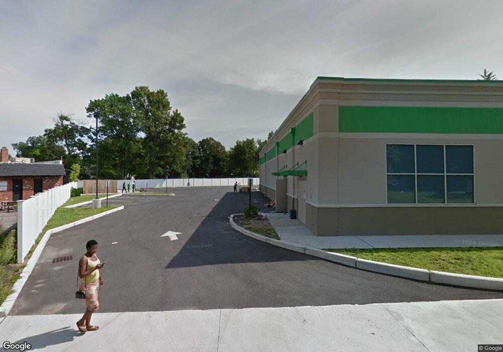 385 Allen St, Springfield, MA 01118 - photo 1