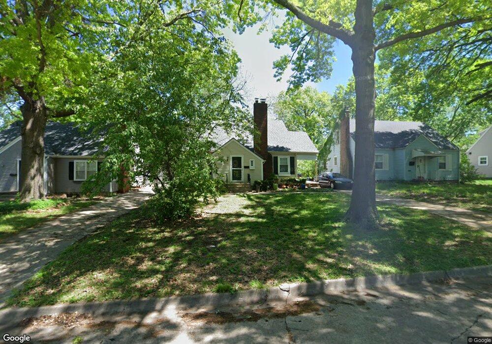 1118 SW Wayne Ave, Topeka, KS 66604 - photo 1