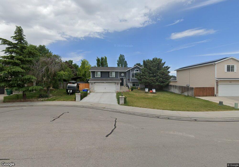 6914 Lynaria Ct, West Jordan, UT 84081 - photo 1