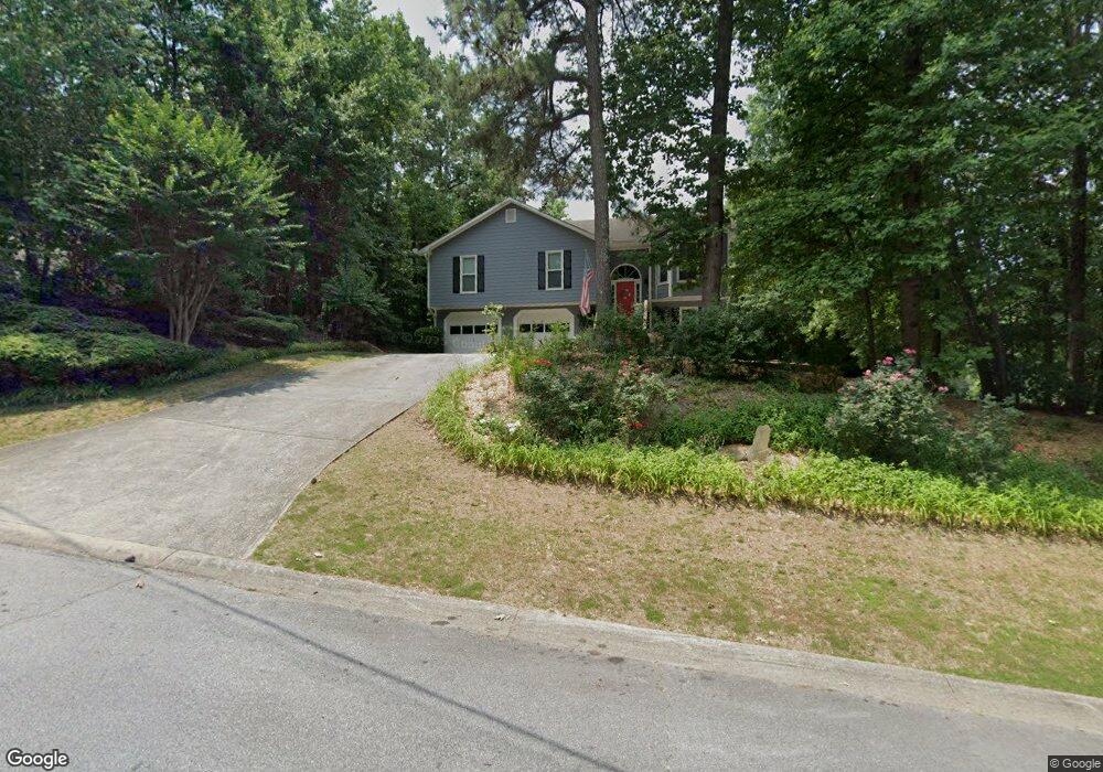 4870 Brandon Acres Ln, Buford, GA 30519 - photo 1