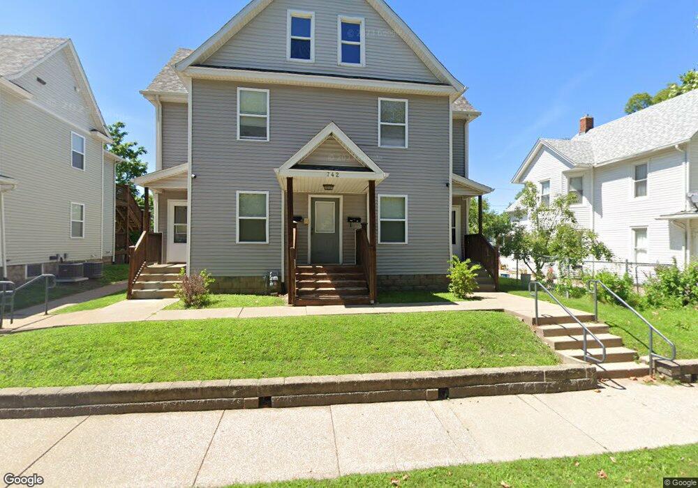 742 15th St unit 744, Rock Island, IL 61201 - photo 1