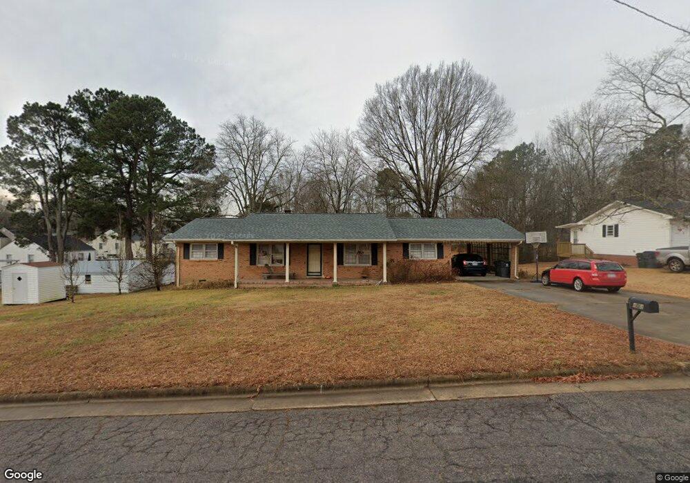 403 Harris St, Oxford, NC 27565 - photo 1