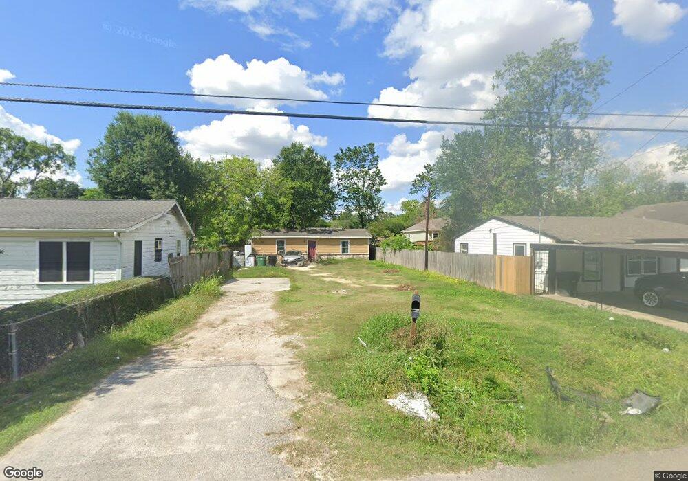 803 Barkley St, Houston, TX 77022 - photo 1