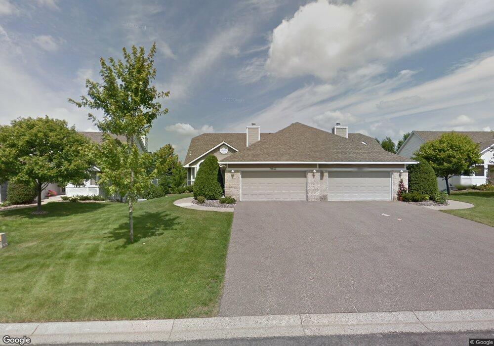 19862 Waterford Ct, Excelsior, MN 55331 - photo 1