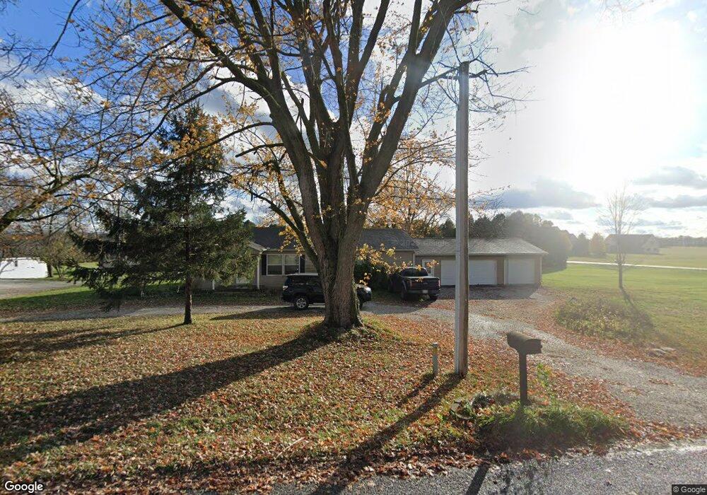 15782 Sidney St, Wapakoneta, OH 45895 - photo 1