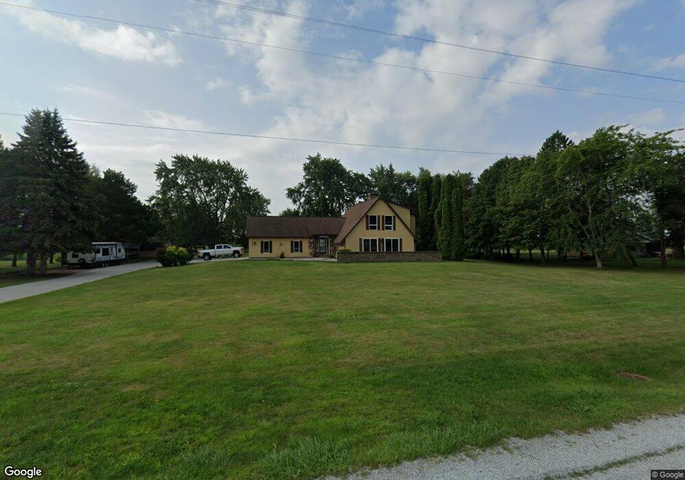 1254 E Beaver Rd, Kawkawlin, MI 48631 - photo 1