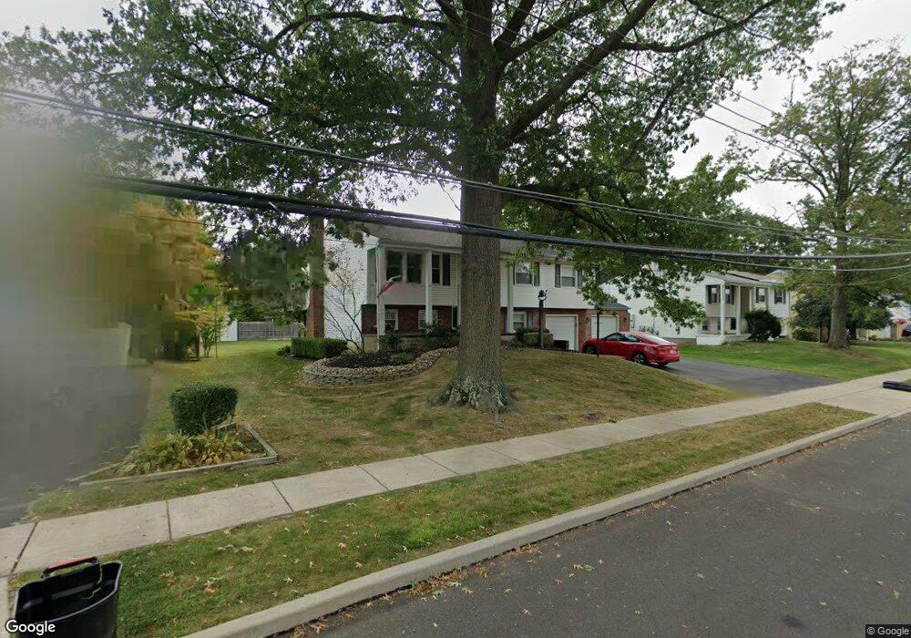 25 Peaceful Dr, Morrisville, PA 19067 - photo 1