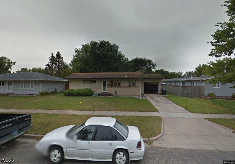 3026 7th St N, Fargo, ND 58102 - photo 1