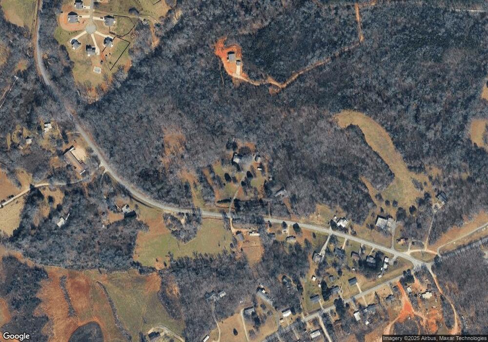 336 Garrison Rd, Cornelia, GA 30531 - photo 1