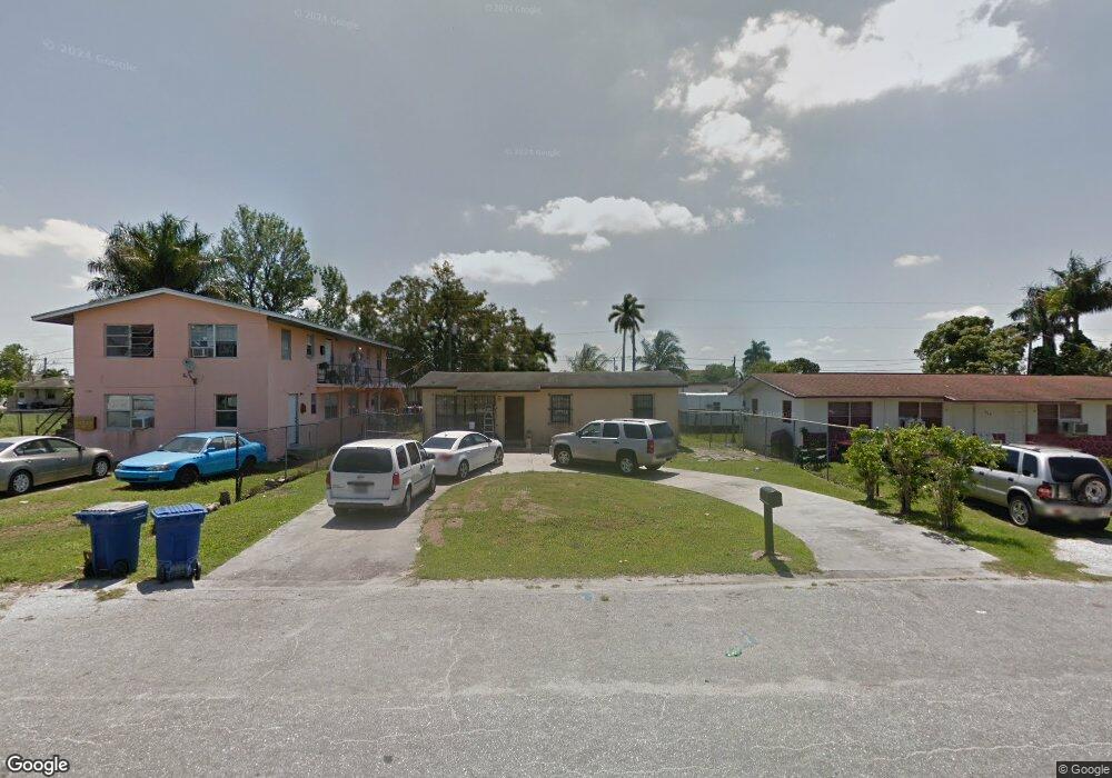 641 SW 8th St, Belle Glade, FL 33430 - photo 1