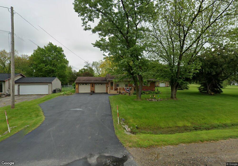 5482 N Linden Rd, Flint, MI 48504 - photo 1