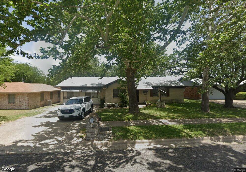 1005 Pack Ave, Copperas Cove, TX 76522 - photo 1