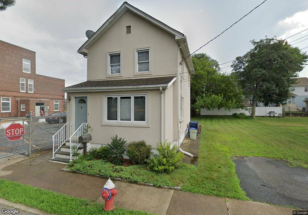 405 Jackson Ave, Hackensack, NJ 07601 - photo 1